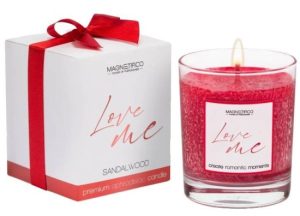 Magnetifico Afrodiziak&aacute;ln&iacute; sv&iacute;čka Love me - Sandalwood